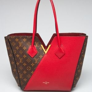 Monogrammed V-shaped Bag